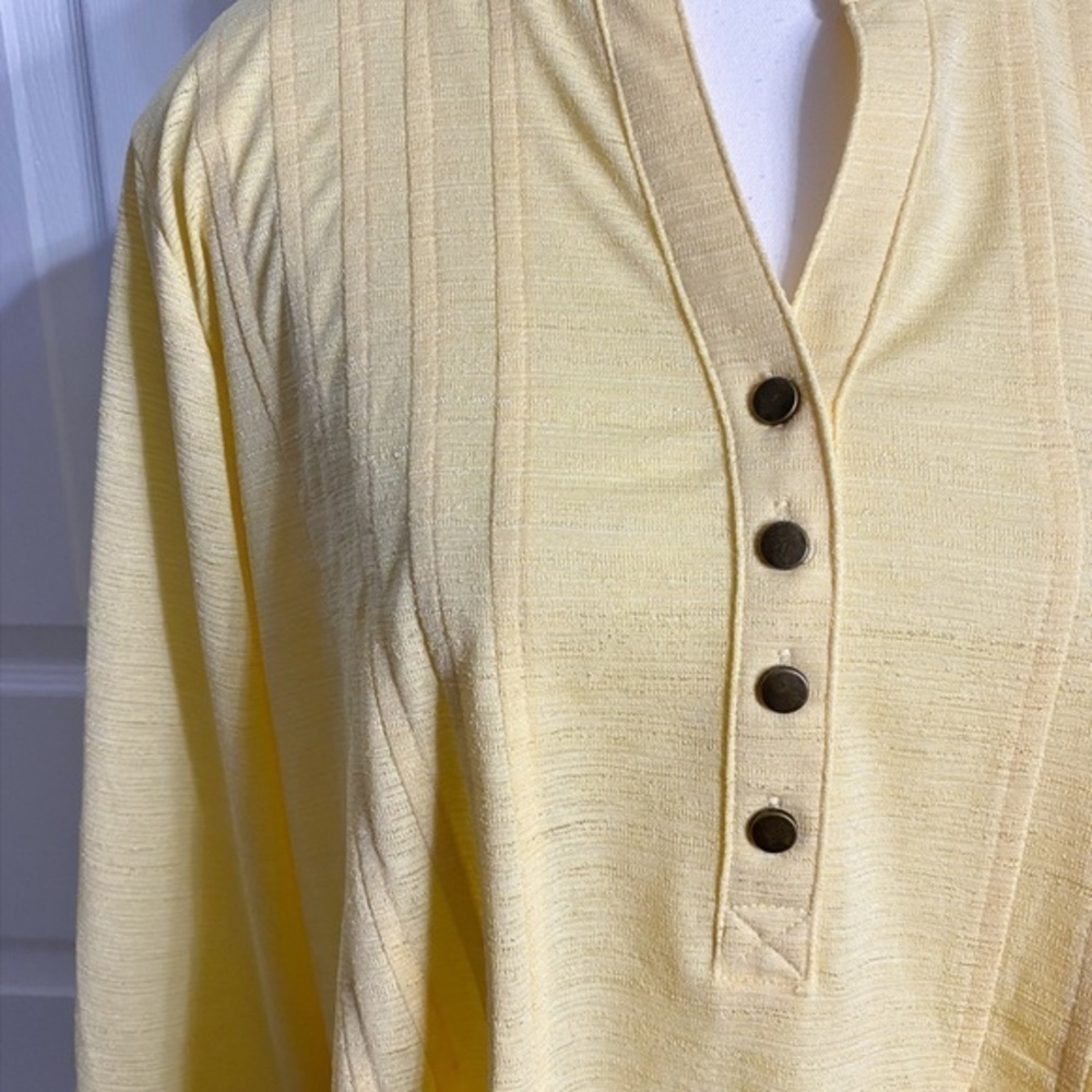 New Directions Yellow 3/4‎ Sleeve Business Casual Shirt - Picture 3 of 10